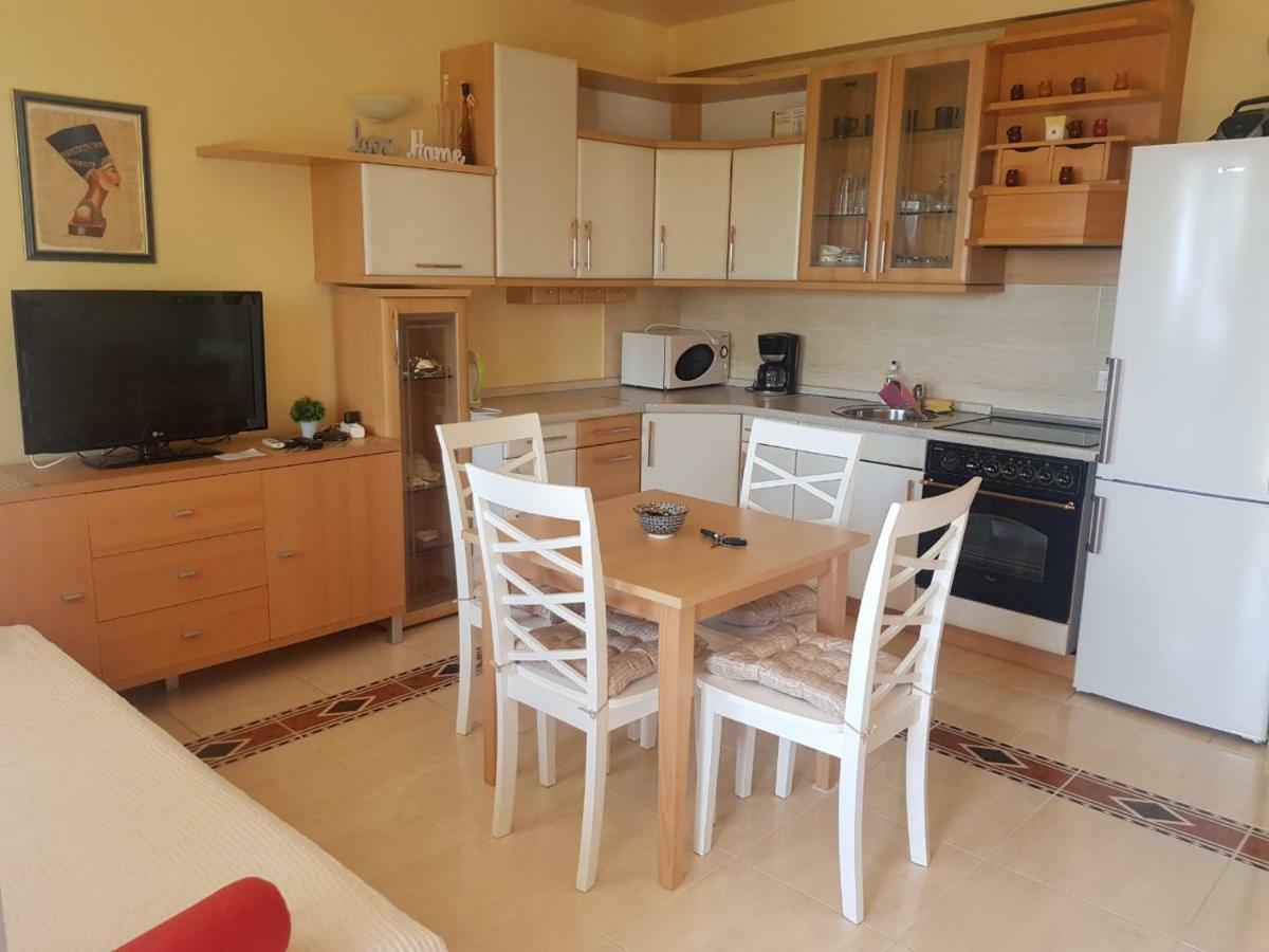 App Lolly Apartment Selce Bagian luar foto