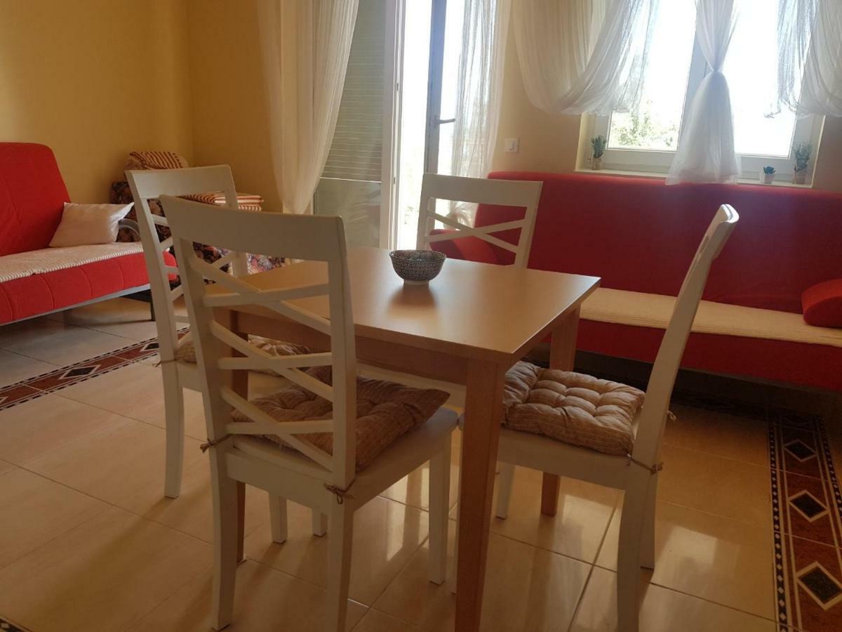 App Lolly Apartment Selce Bagian luar foto